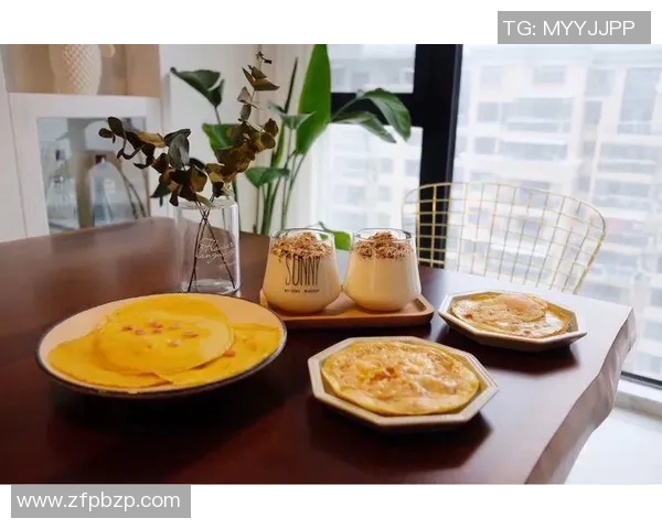 情人节甜蜜撒狗粮 足球球星与爱侣共度浪漫时光引发粉丝热议